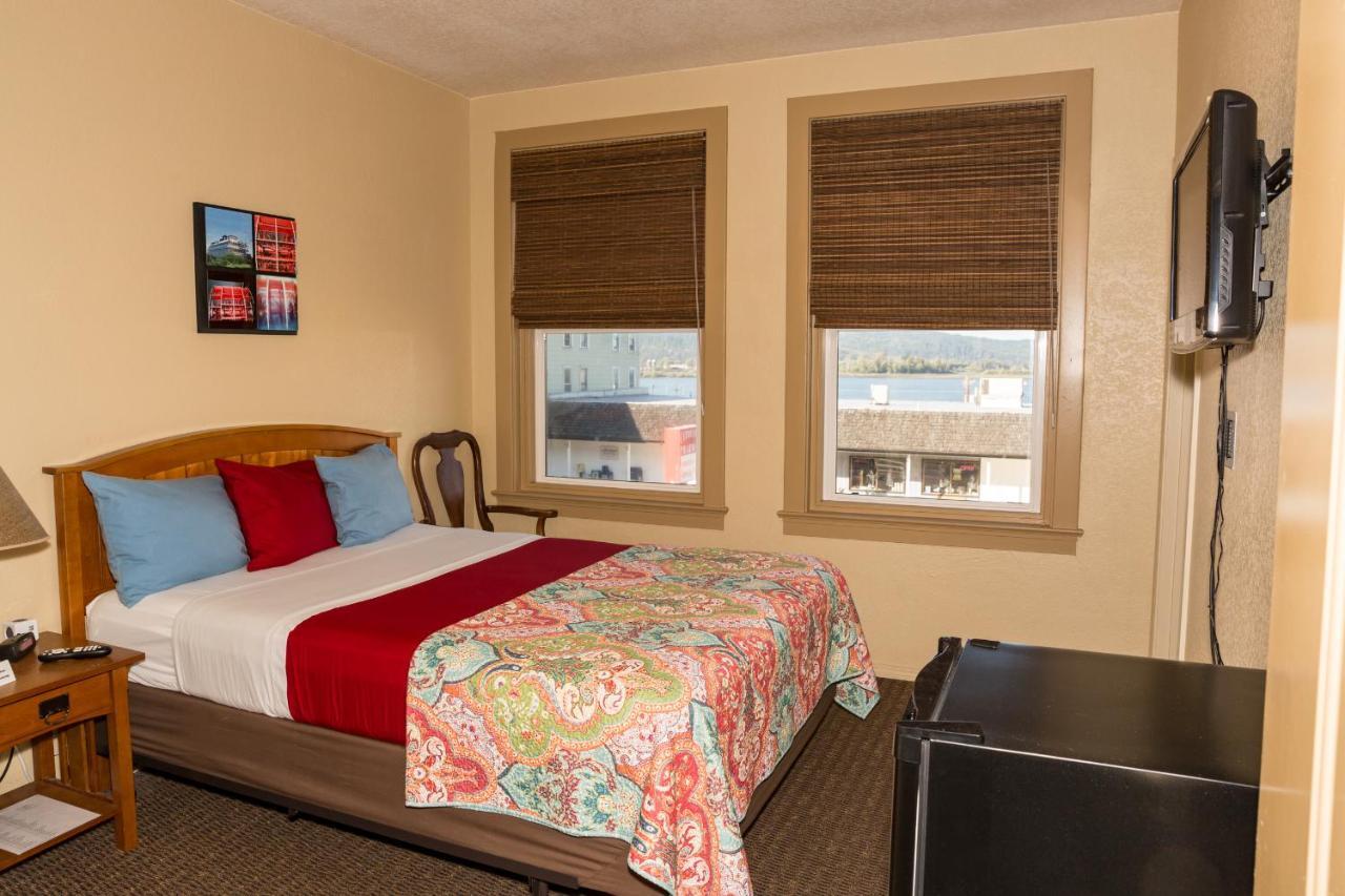Hotel Cathlamet Hotel